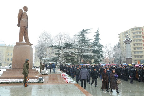 Gəncədə Heydər Əliyev anılıb